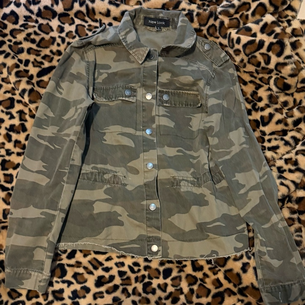 Army camo button up